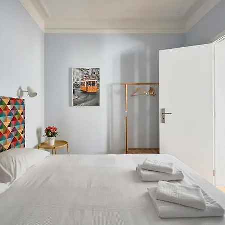 Apartament Elegant Riverview In Historical Lizbona