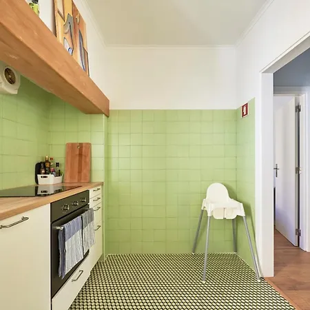 Elegant Riverview In Historical Apartament Lizbona