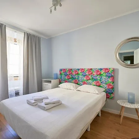 Apartament Elegant Riverview In Historical Lizbona