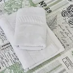 Elegant Riverview In Historical Apartamento *