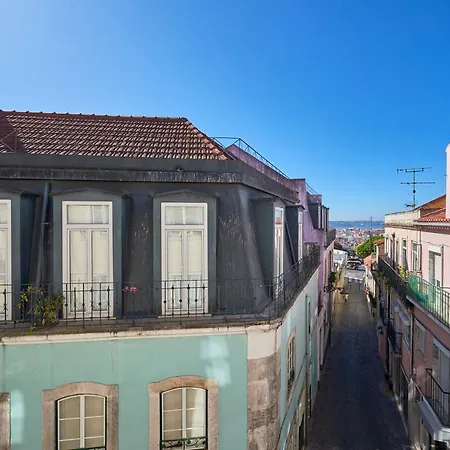 Daire Elegant Riverview In Historical *