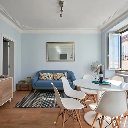 Apartamento Elegant Riverview In Historical *