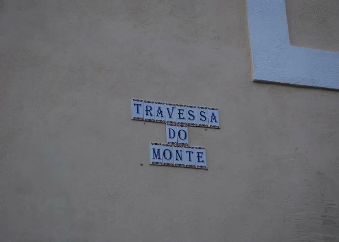 Elegant Riverview In Historical Lissabon