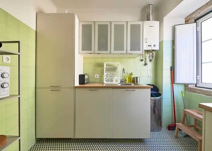 Elegant Riverview In Historical Appartement Lissabon