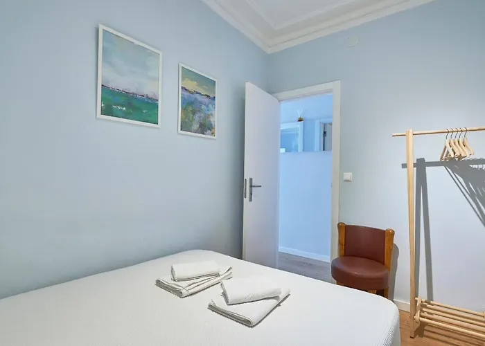 Appartement Elegant Riverview In Historical Lissabon