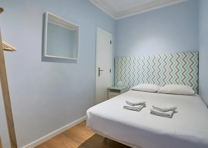 Elegant Riverview In Historical Lissabon